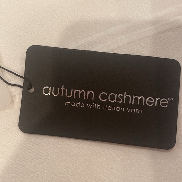 NWT Autumn Cashmere Women’s White Sleeveless Top with opening Size XS - Picture 8 of 8